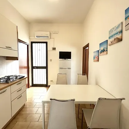 アパート Bianca - Carraro Immobiliare -family リド・ディ・イエゾロ