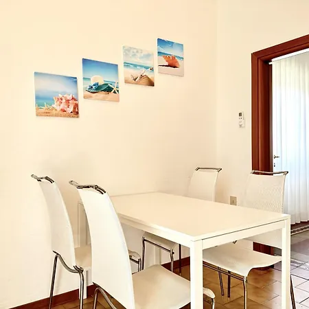 Bianca - Carraro Immobiliare -family * Lido di Jesolo