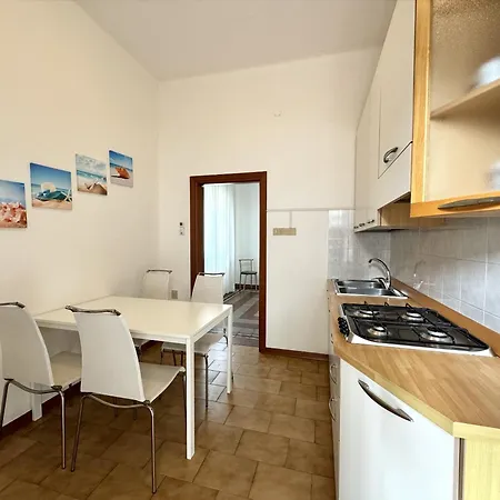 Bianca - Carraro Immobiliare -family アパート リド・ディ・イエゾロ